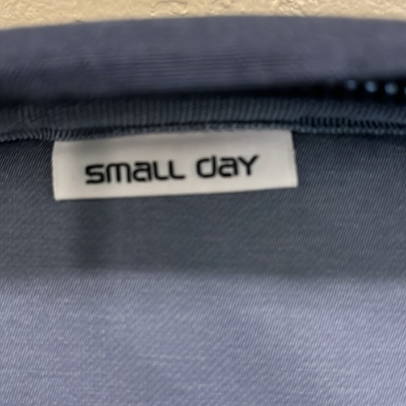 Unisex Osprey Small Day Navy Blue Padded Lap Top Day Back Pack Pockets - Picture 5 of 8